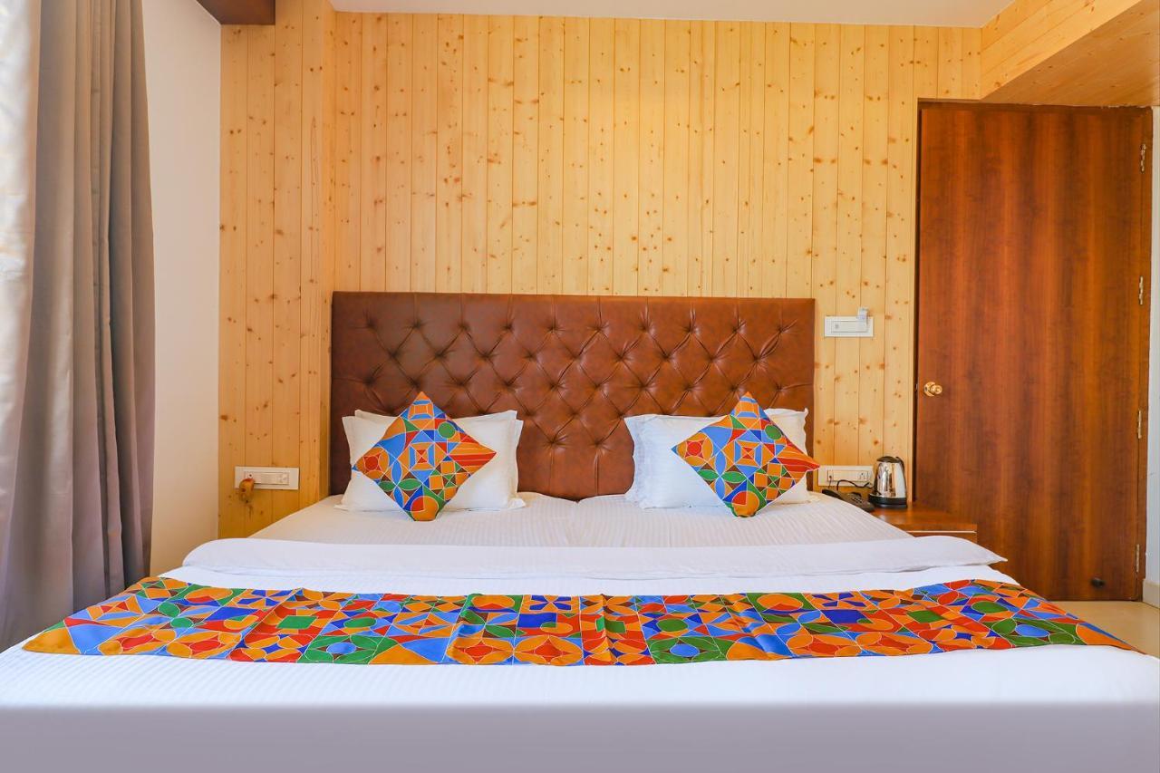 Fabhotel Grand Arya Патна Екстериор снимка