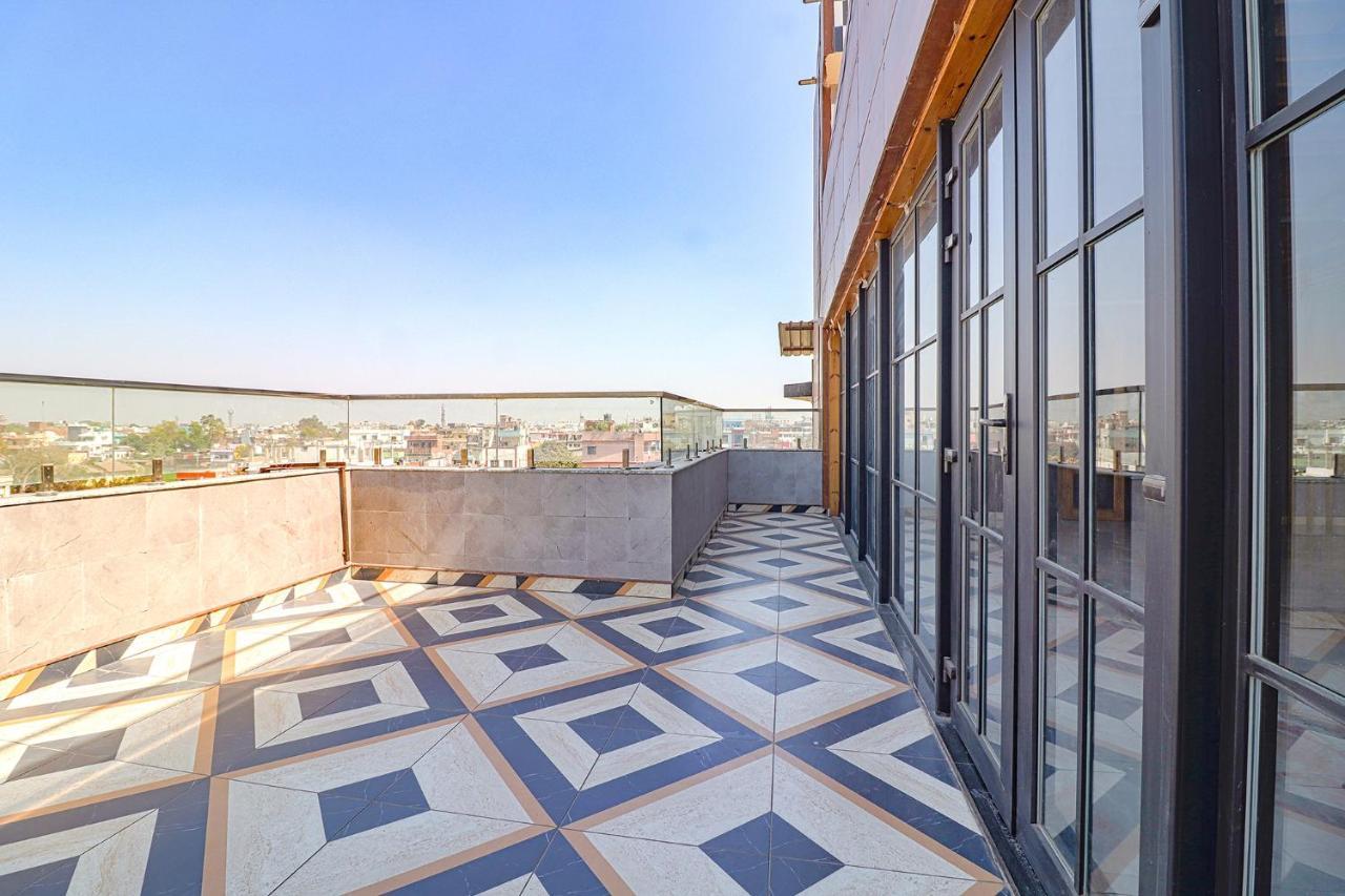 Fabhotel Grand Arya Патна Екстериор снимка