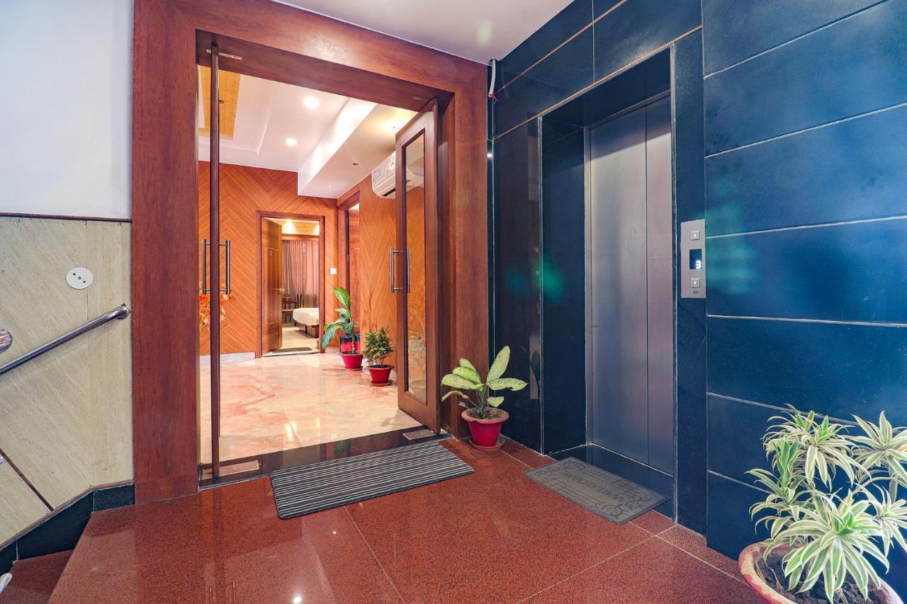 Fabhotel Grand Arya Патна Екстериор снимка